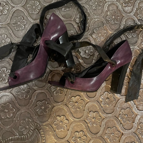 YSL Betis Strappy Heel - Picture 7 of 16